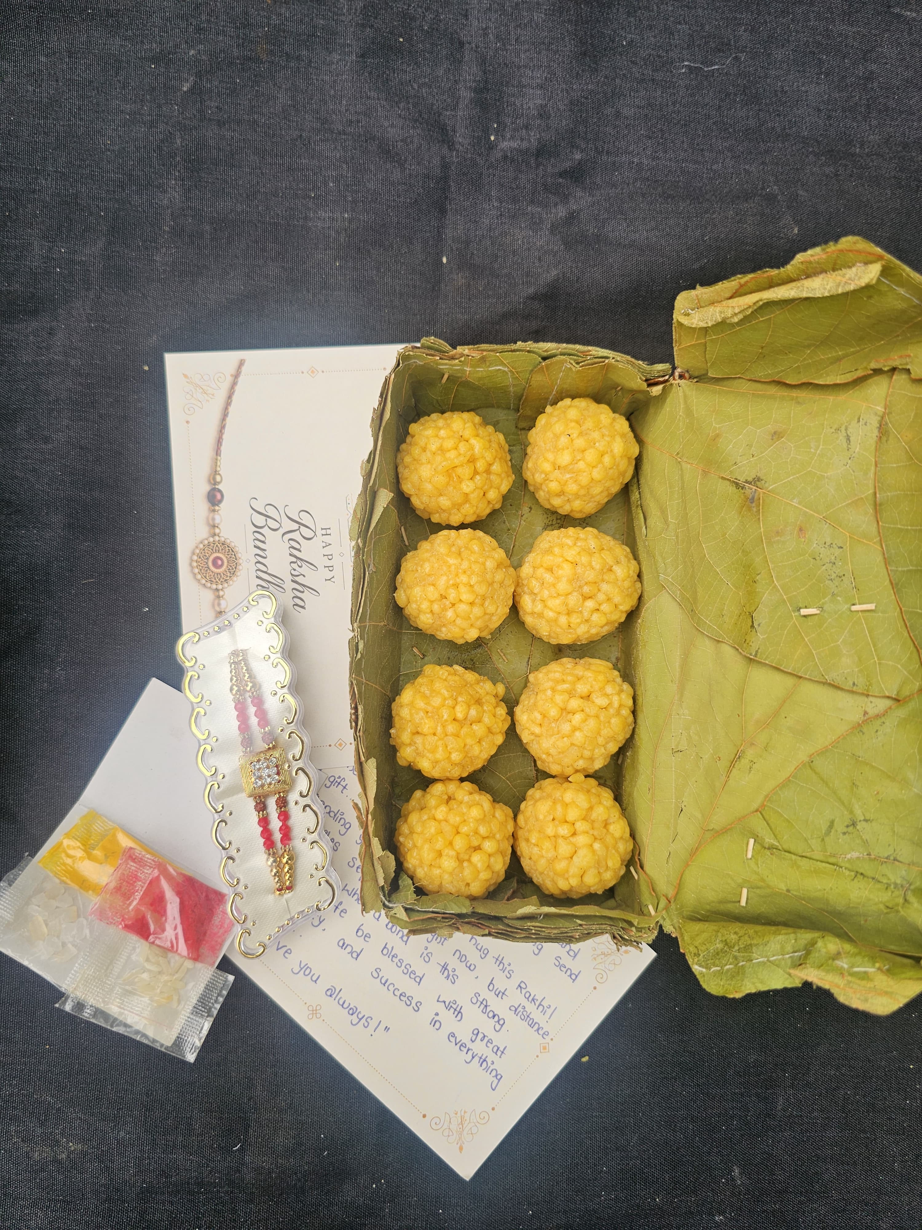 Rakhi Boondi laddu combo