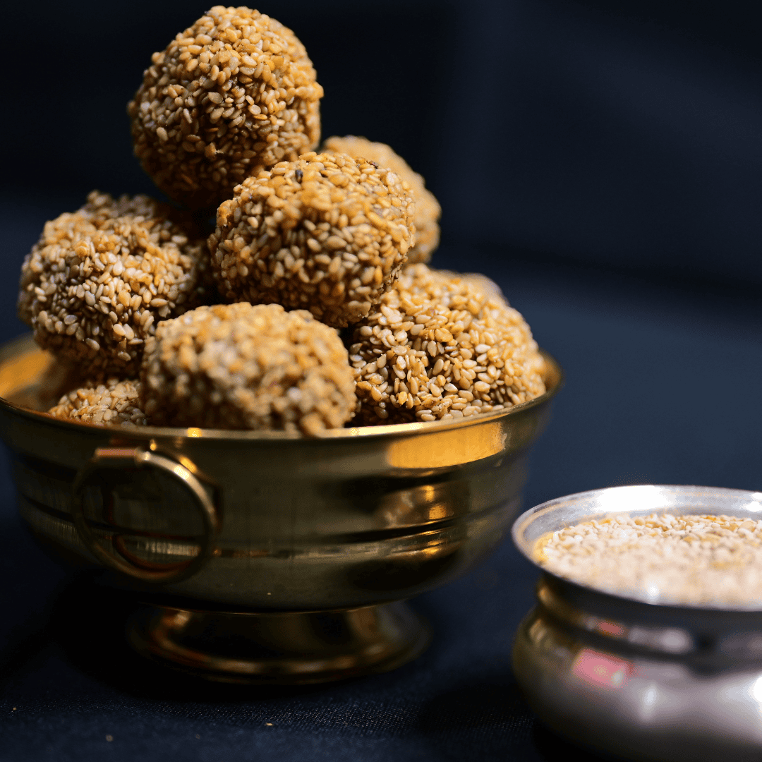 Nuvvula/sesame laddu